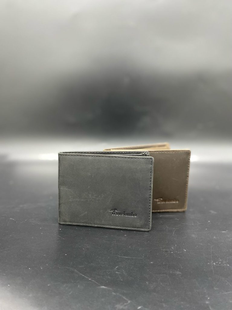 Travelambo Men's Leather Wallet